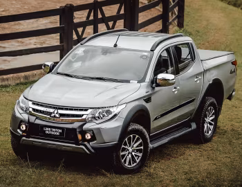 Mitsubishi L200 Triton HPE-S "Outdoor" [Latam] '2020–pr.