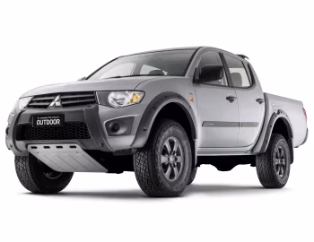 Mitsubishi L200 Triton Outdoor MT [Brazil] '2016–17