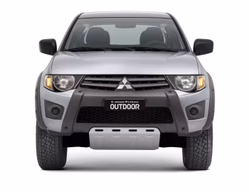 Mitsubishi L200 Triton Outdoor MT [Brazil] '2016–17