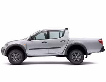 Mitsubishi L200 Triton Outdoor MT [Brazil] '2016–17