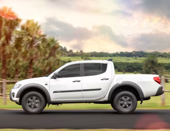 Mitsubishi L200 Triton Outdoor AT [Brazil] '2016–17