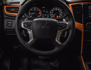 Interior Mitsubishi L200 Triton Sport HPE-S "Sertões" [Brazil] '2020–21