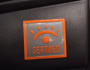 Interior Mitsubishi L200 Triton Sport HPE-S "Sertões" [Brazil] '2020–21