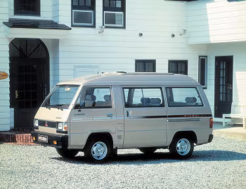 Mitsubishi L300 '1983–86