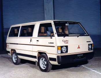 Mitsubishi L300 Country Club [UK-spec] '1979–83