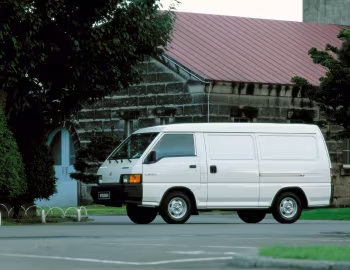 Mitsubishi L300 Van '1987–99