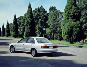 Mitsubishi Lancer [Japan] '10.1991–10.1995