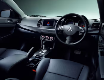 Painel frontal Mitsubishi Lancer [UK-spec] '2008–10