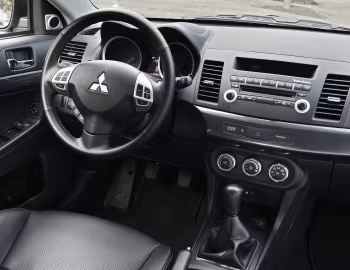 Торпедо 2010–13 Mitsubishi Lancer Sportback GTS [North America] '2009–13