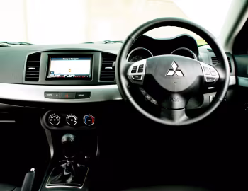 Торпедо Mitsubishi Lancer "Juro" Sportback [UK-spec] '2011