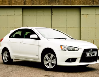 Mitsubishi Lancer "Juro" Sportback [UK-spec] '2011