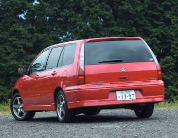 Mitsubishi Lancer Cedia Wagon [Japan] '11.2000–02.2003