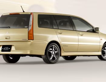 Mitsubishi Lancer Cedia Wagon [Japan] '11.2000–02.2003