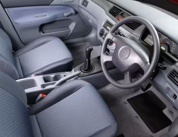 Интерьер Mitsubishi Lancer ES [Australia] (CG) '2003