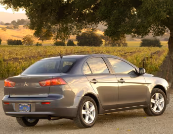 2008–12 Mitsubishi Lancer ES [North America] '03.2007–12