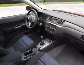 Interior 2004–05 Mitsubishi Lancer Evolution VIII [North America] '2003–05