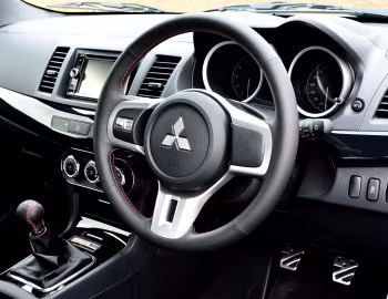 Інтэр'ер Mitsubishi Lancer Evolution X "Final Edition" '2015