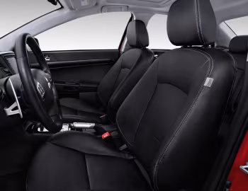 Інтэр'ер 2012–15 Mitsubishi Lancer GT Touring [North America] '2011–15
