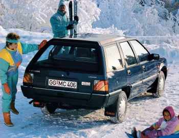 Mitsubishi Lancer Kombi [EU-spec] '1985–88