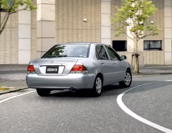 Mitsubishi Lancer MX-E [Japan] '01.2005–05.2010