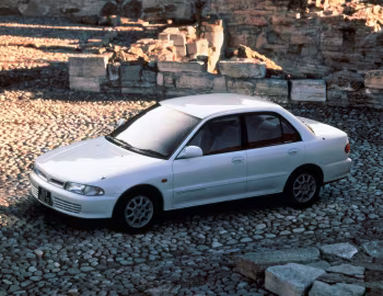 Mitsubishi Lancer Royal [Japan] '1991–95