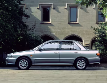 Mitsubishi Lancer Royal [Japan] '1991–95