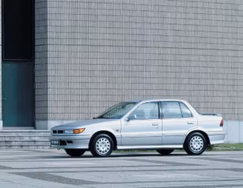 Mitsubishi Lancer Sedan '06.1988–10.1991
