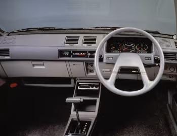 Торпедо Mitsubishi Lancer Wagon '02.1985–05.1992