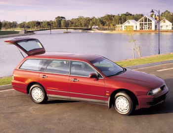 Mitsubishi Magna Advance Wagon (TH) '1999–2000