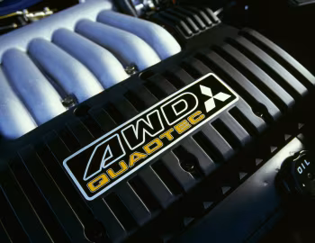Под капотом Mitsubishi Magna AWD (TJ) '2002–03