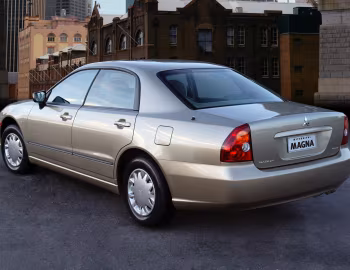 Mitsubishi Magna ES (TL) '2003–04
