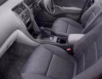 Интерьер Mitsubishi Magna Executive (TJ) '2002–03