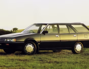Mitsubishi Magna GLX Wagon (TN) '1987–89