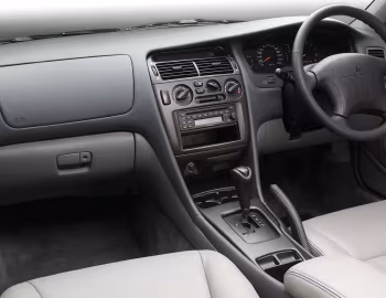 Торпедо Mitsubishi Magna "Limited Edition" (TJ) '2002–03