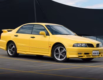 Mitsubishi Magna VR-X "Wasp Yellow" (TJ) '2002–03
