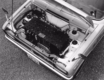 Под капотом Mitsubishi Minica Van EV '1971