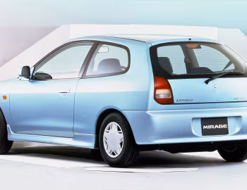 Mitsubishi Mirage [Japan] '10.1995–06.1999