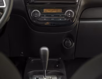 Interior 2021–22 Mitsubishi Mirage G4 "Special Edition" [US-spec] '2020–22