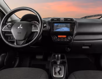 Panneau avant 2015 Mitsubishi Mirage ES [North America] '2014–15