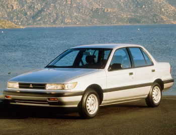 1989–92 Mitsubishi Mirage Sedan [North America] '1988–92