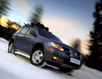 Mitsubishi Outlander '2003–06