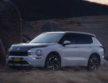 Mitsubishi Outlander Exceed [Australia] '2021–25