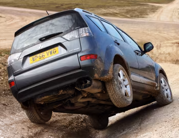 Mitsubishi Outlander [UK-spec] '2007–09