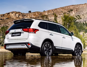 Mitsubishi Outlander [CIS] '2021–22