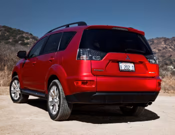 2010–13 Mitsubishi Outlander [North America] '2009–13