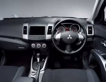 Painel frontal Mitsubishi Outlander [Japan] '10.2005–10.2012