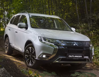 Mitsubishi Outlander [CIS] '2021–22