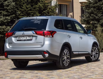 Mitsubishi Outlander [CIS] '2015–18