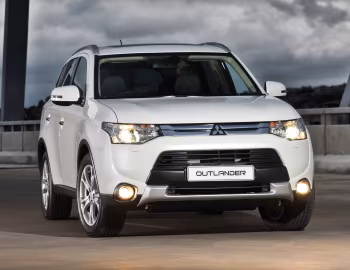 Mitsubishi Outlander [South Africa] '2015–17