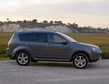 2007–09 Mitsubishi Outlander [North America] '2006–09